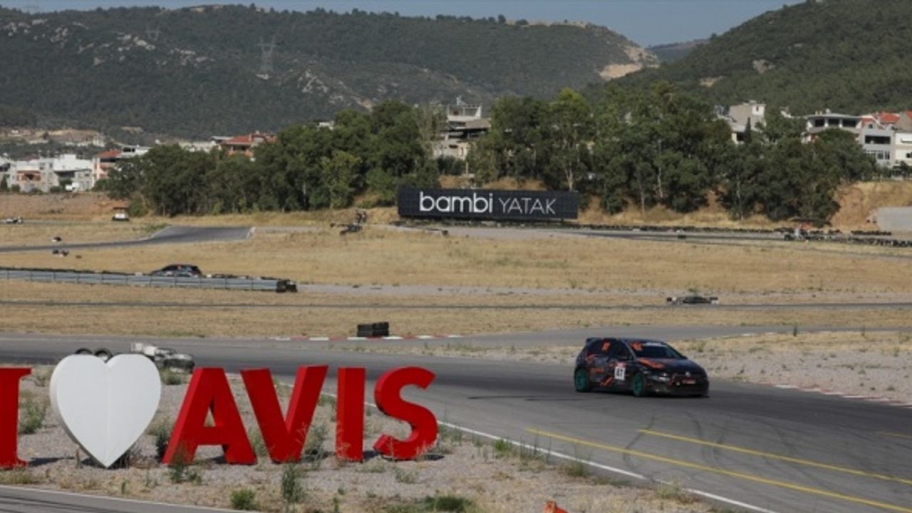AVIS 2021 Türkiye Pist Şampiyonası'nın ilk ayağı İzmir'de tamamlandı