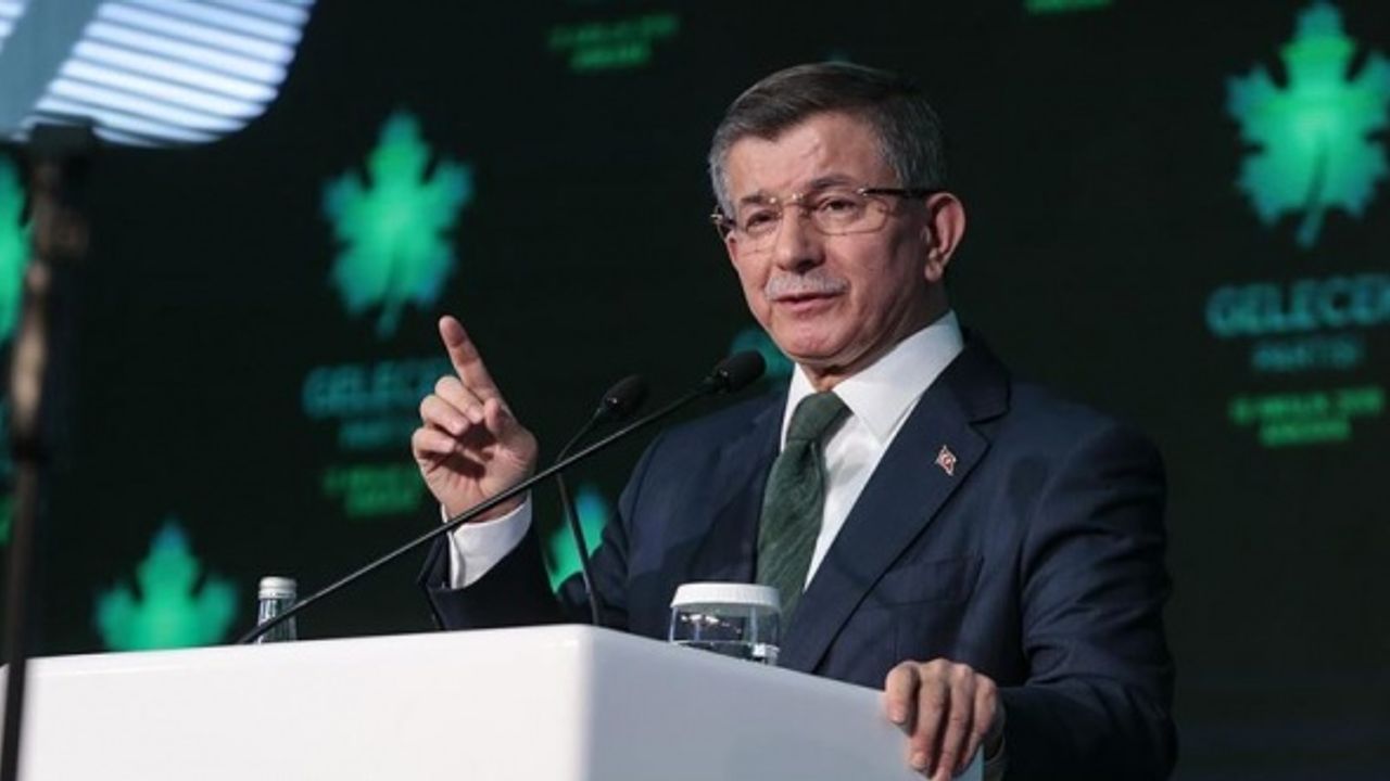 Davutoğlu'ndan iktidara tepki: Yeşil doğaya bakınca yeşil dolar görenler anlamaz