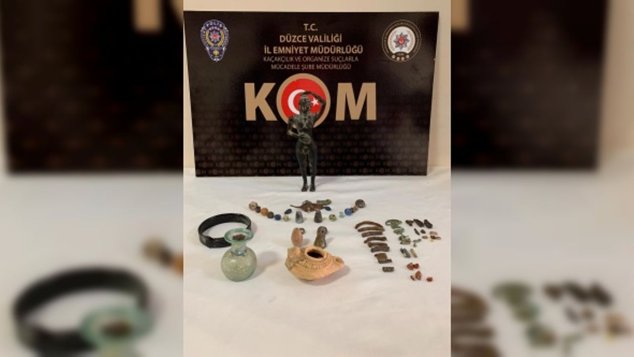 Düzce'de yolcu otobüsünde tarihi eser operasyonu: 1 gözaltı