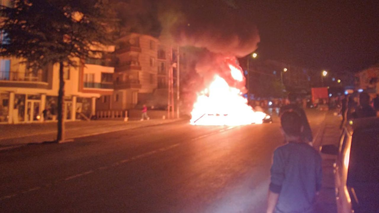 Ankara Altındağ'da Suriyeli ve Afganların evleri taşlanmasıyla ilgili 76 gözaltı
