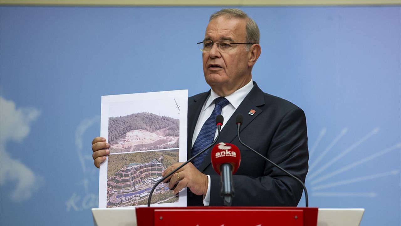 CHP'li Öztrak: Devlet, Erdoğan'ın kapalı kapılar ardında ne görüştüğünü bilmiyor