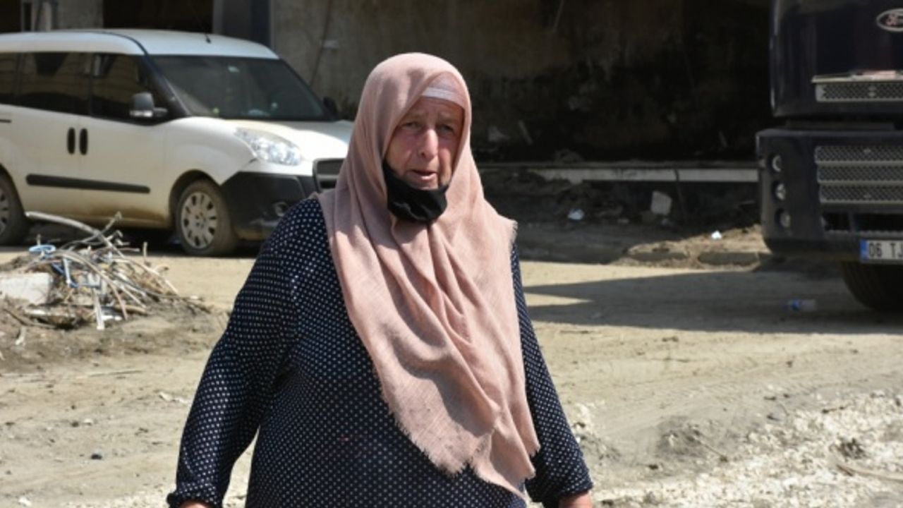 Selden kaçmak için bir binanın çatısına çıkan Bozkurtlu çift helikopterle kurtarıldı