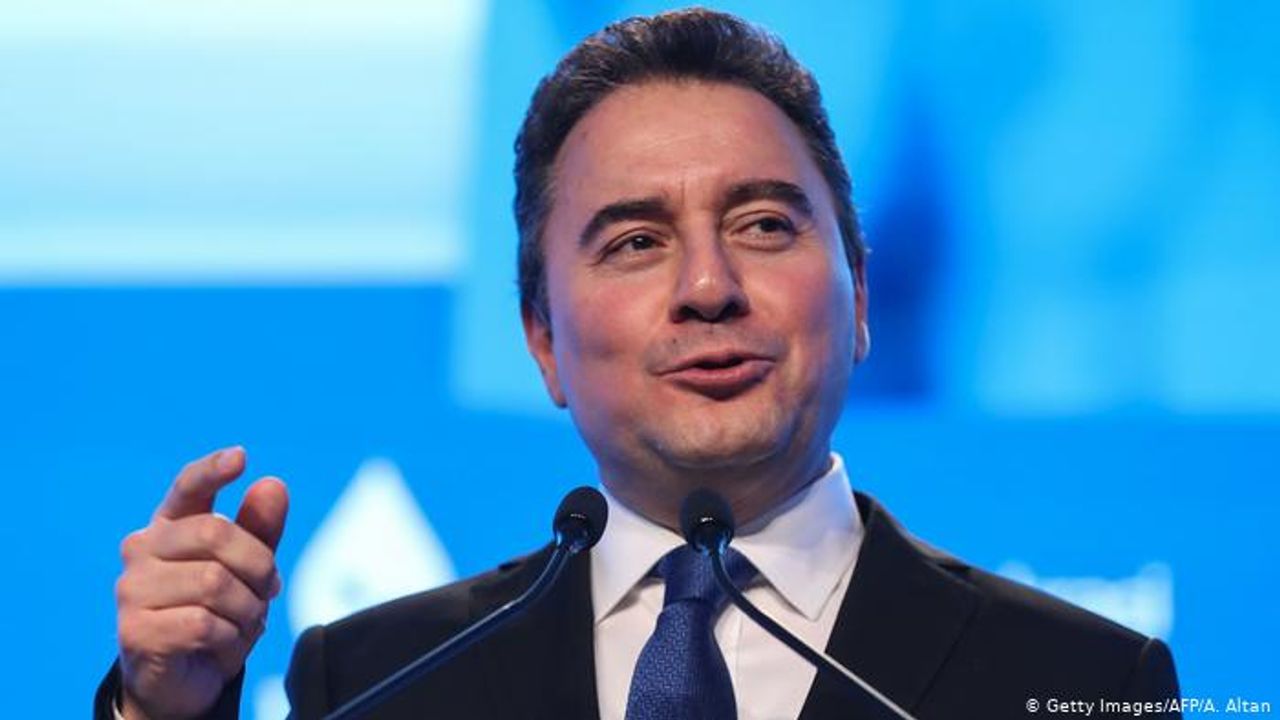 Babacan: Tekrar ediyorum: Erdoğan sebep; yüksek faiz, yüksek kur, yüksek enflasyon sonuç