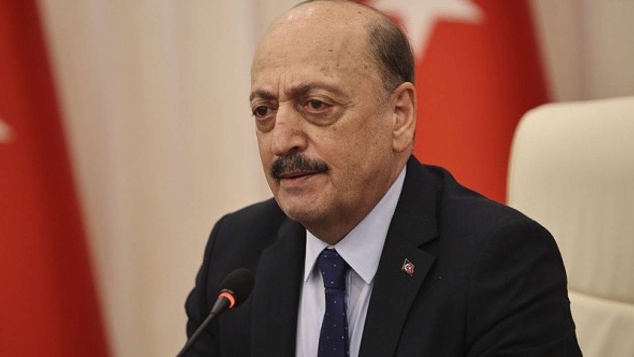 Çalışma ve Sosyal Güvenlik Bakanı Vedat Bilgin: Tahminimce bu yılın sonunda Türkiye ekonomisi yüzde 10 büyüyecektir