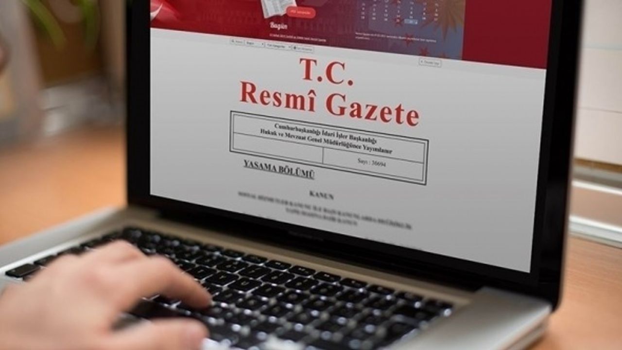 Dil ve Tarih Yüksek Kurumu ile Hakimler ve Savcılar Kuruluna istihdam için alım ilanları Resmi Gazete'de