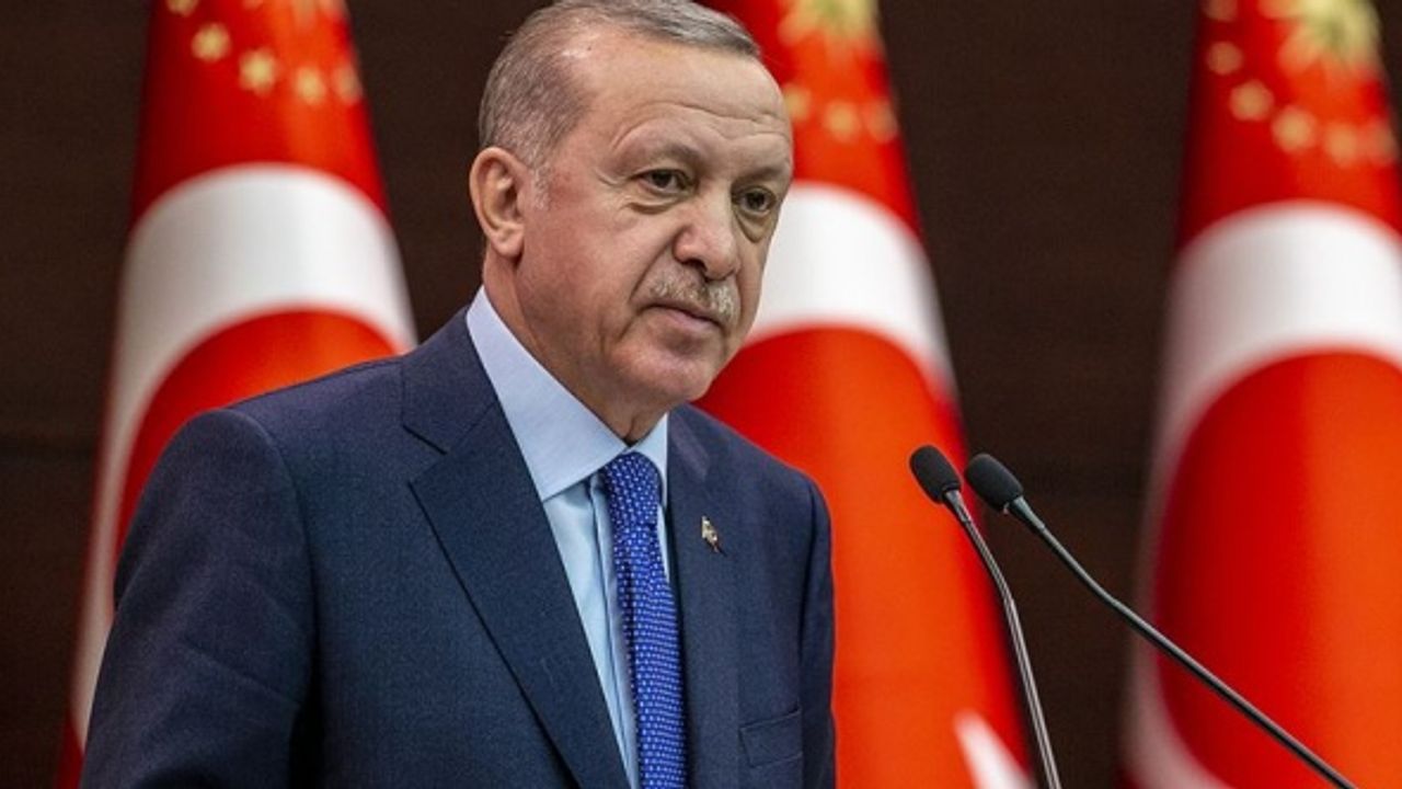 Karar yazarı Taha Akyol: Türkiye’nin demokrasiye ve rasyonel politikalara dönmesi hayat memat meselesidir