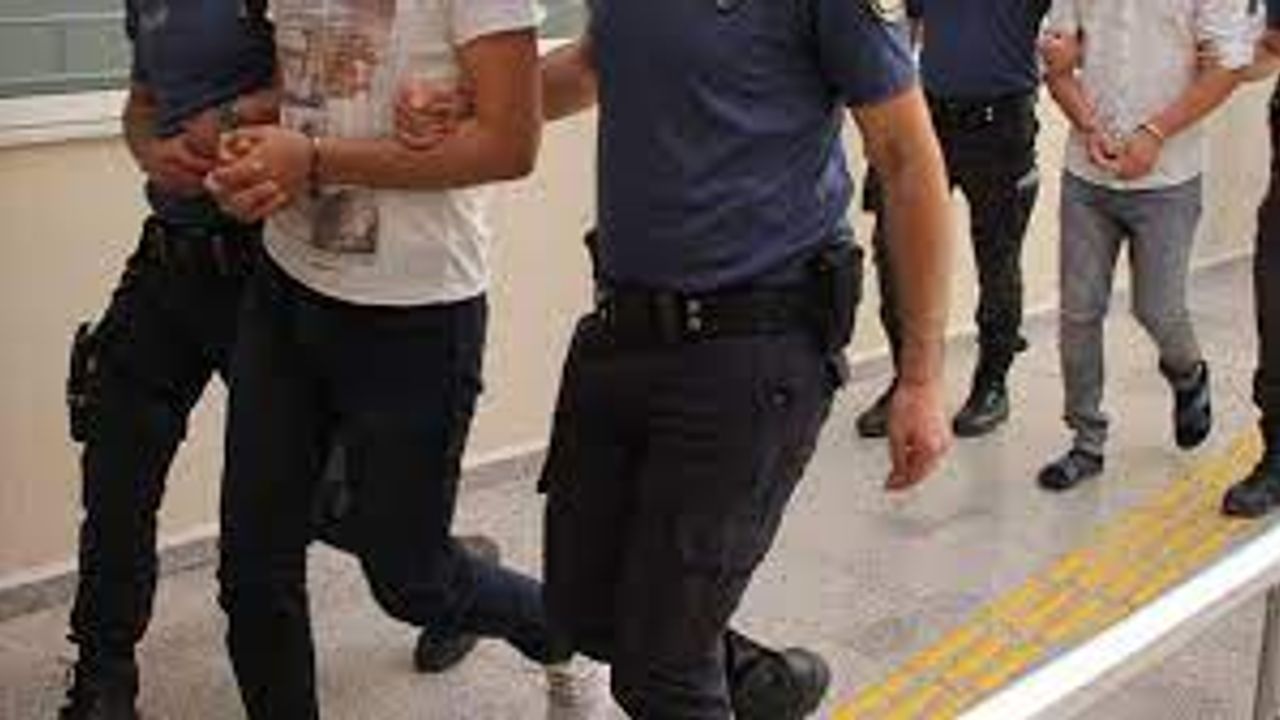 Kocaeli merkezli FETÖ operasyonunda 5 şüpheli yakalandı