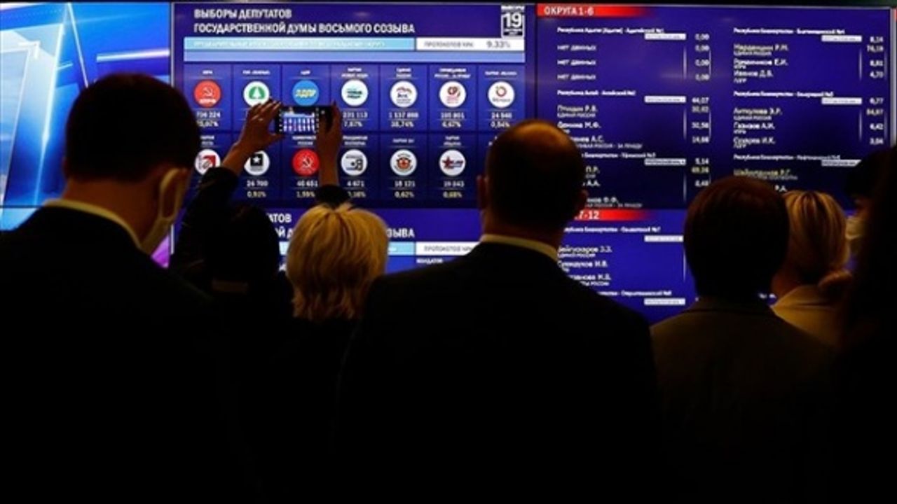 Rusya’da Duma seçimlerinden Putin’in partisi Birleşik Rusya birinci çıktı