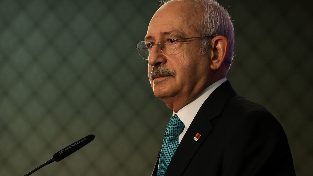 Selvi: Kılıçdaroğlu'nun "Kaybedersem siyasi finalimi Erdoğan'a karşı en yüksek oyu alan lider olarak yaparım" diye hareket ettiği ifade ediliyor