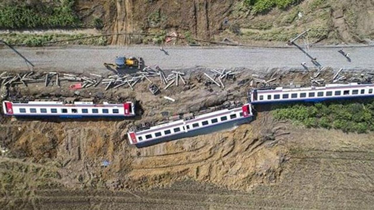 TCDD: Çorlu'daki tren kazasında toplam 21 milyon 370 bin 326,72 TL tazminat ödendi