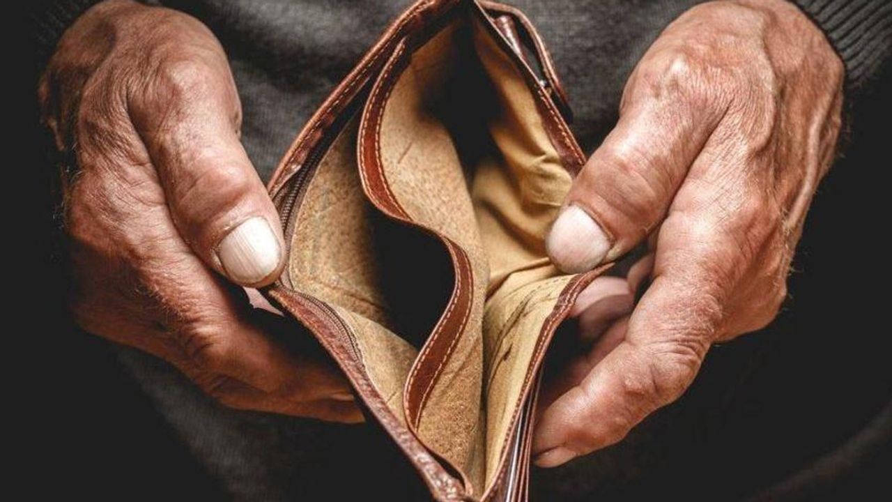 TÜRK-İŞ: Açlık sınırı eylülde 3.049 lira; gıda enflasyonu yıllık yüzde 24.6