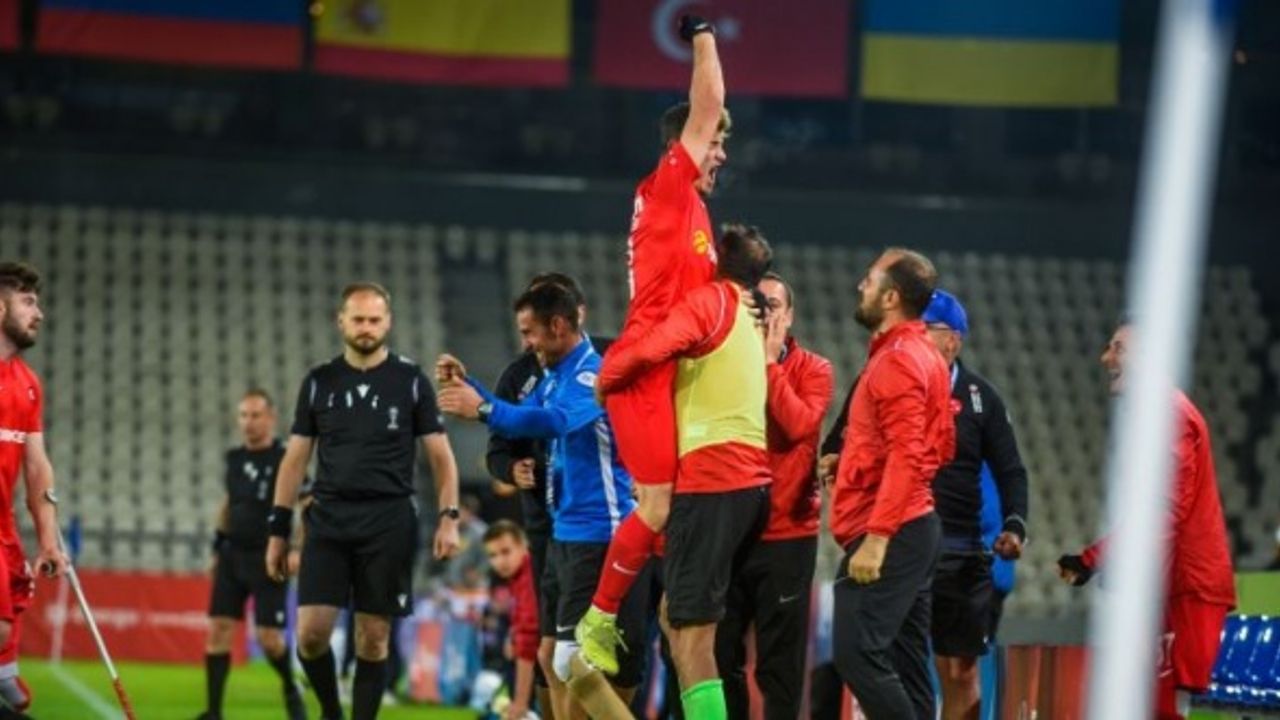UEFA, Ampute Futbol Milli Takımı'nın Avrupa şampiyonluğunu kutladı