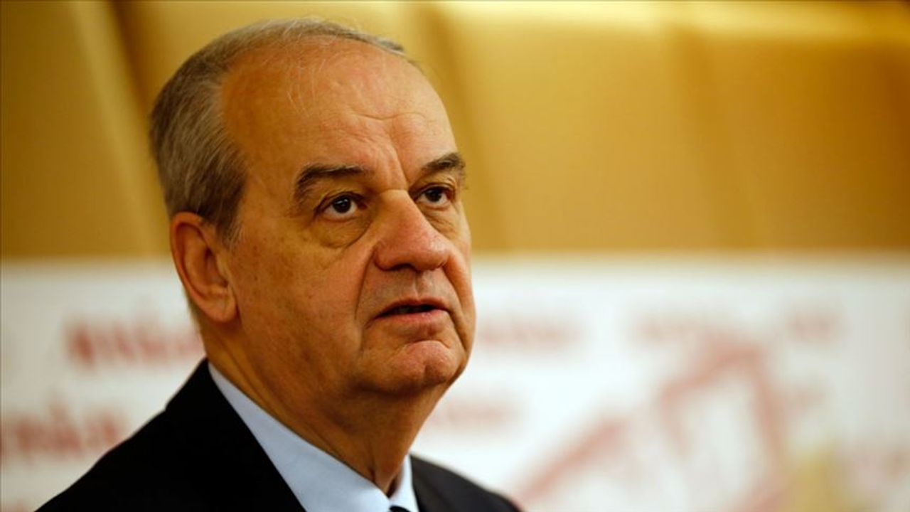 Yeni Şafak yazarı: İlker Başbuğ bu flash bellekle ilgilenseydi FETÖ bırakın 15 Temmuz’da kalkışmayı, toparlanamayacak bir darbe yemesi işten bile değildi