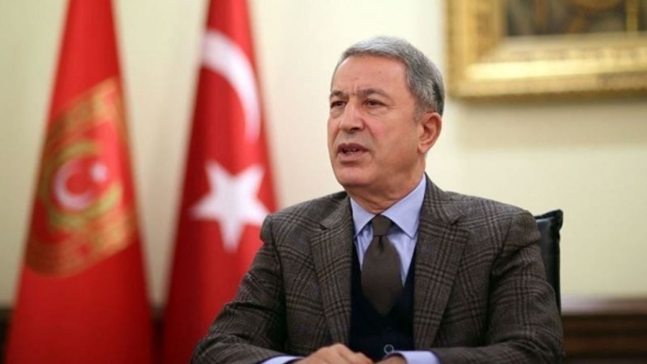 Bakan Akar'dan "tezkere" değerlendirmesi:Bu tezkere ile bir önceki tezkere arasında bir fark yok. Bunun arkasında bir şey aramaya gerek yok