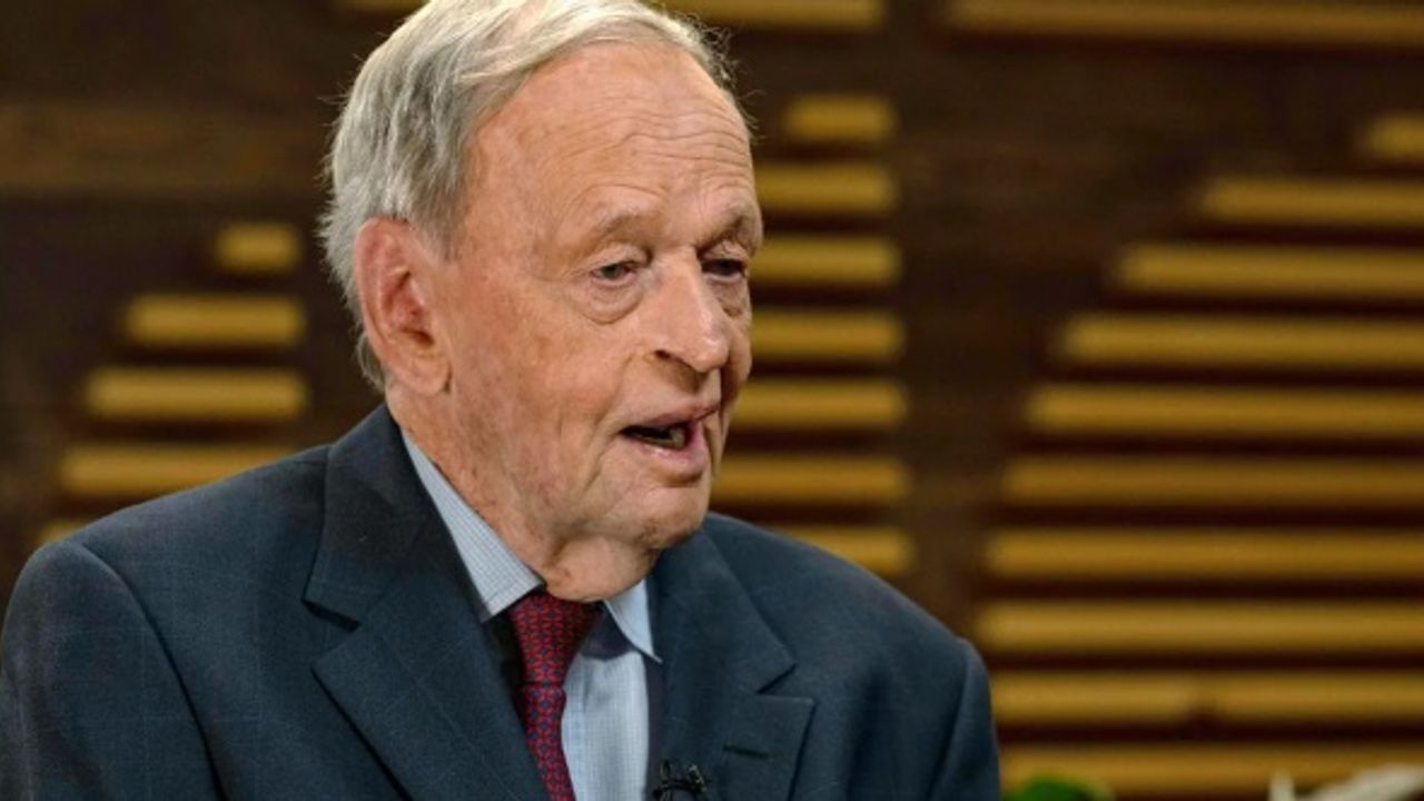 Eski Kanada Başbakanı Chretien: Kilise okullarındaki çocuk istismarlarından haberdar değildik