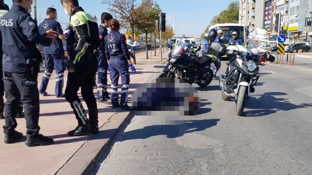 Kocaeli'de hafif ticari aracın çarptığı kadın hayatını kaybetti