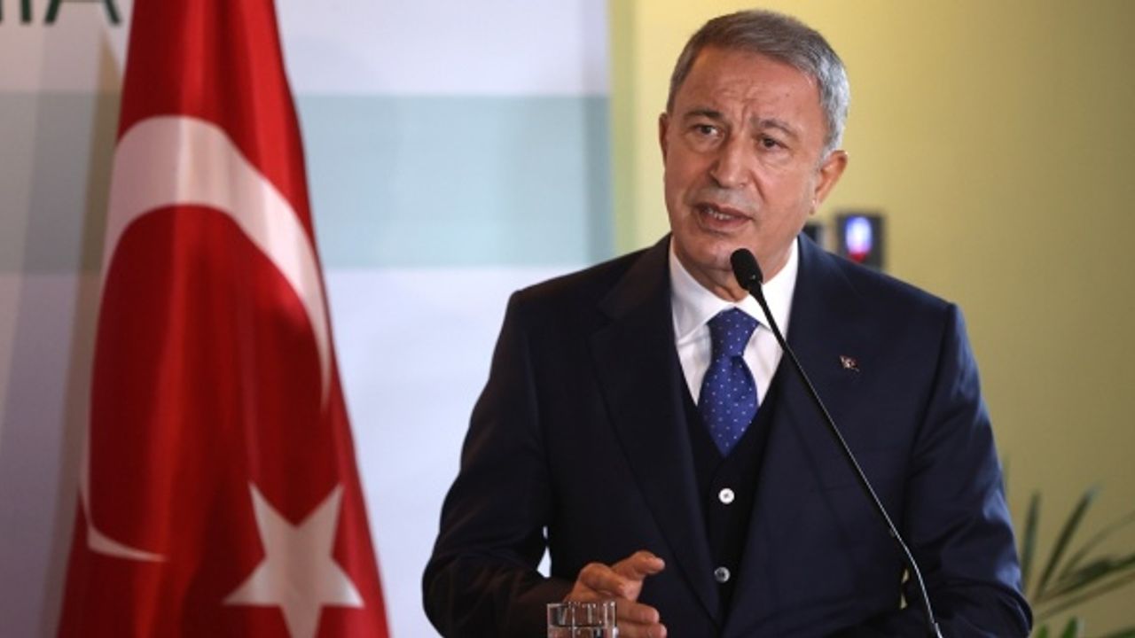 Milli Savunma Bakanı Akar'dan Yunanistan'a "diyalog" çağrısı
