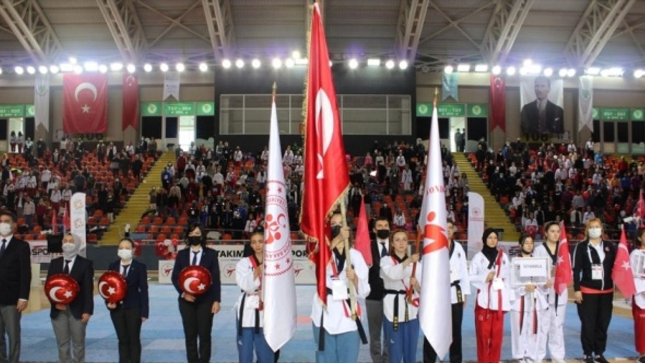 Türkiye Tekvando Poomsae Şampiyonası'nın açılış töreni gerçekleştirildi