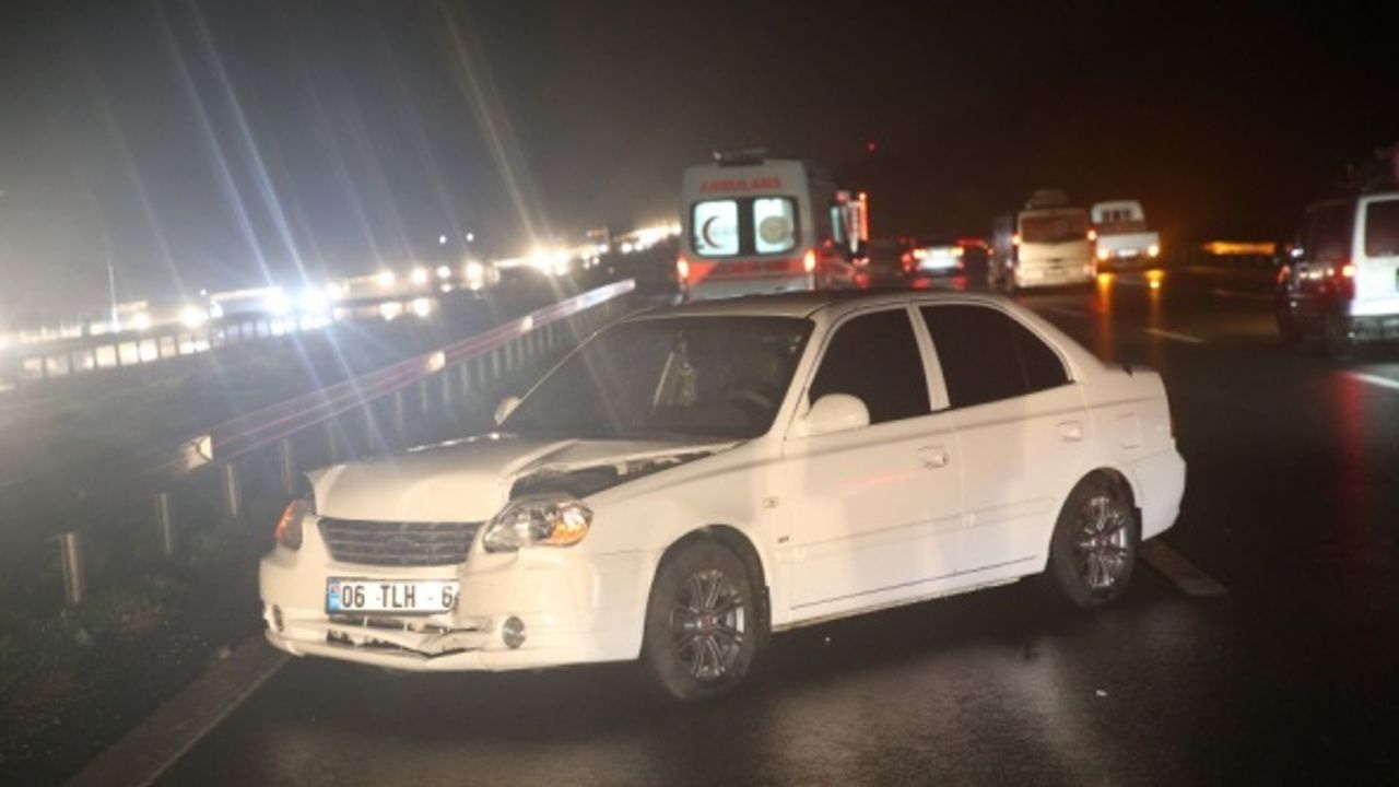 Anadolu Otoyolu'nda 10 aracın karıştığı trafik kazasında 5 kişi yaralandı