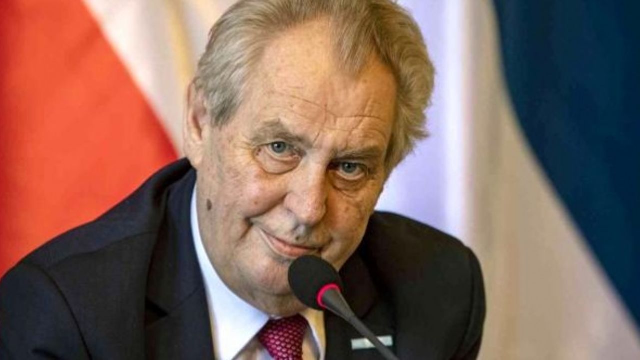 Çekya Cumhurbaşkanı Zeman 46 günün ardından taburcu edildi
