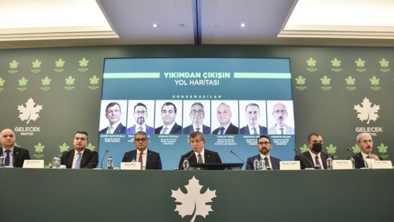 Gelecek Partisi'nden "yıkımdan çıkış" için 61 maddelik yol haritası: Siyasetin güdümüne girmiş olan TCMB yönetimi derhal görevden alınmalı, 128 milyar dolarla ilgili soruşturma başlatılmalı