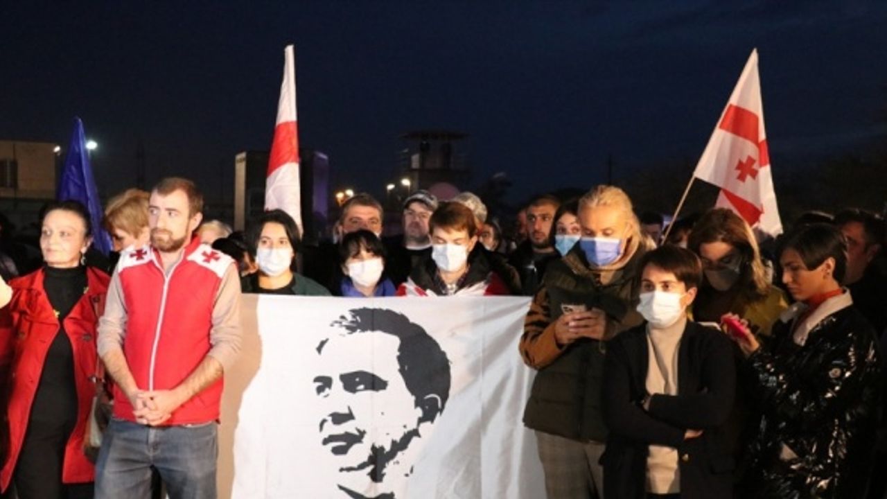 Gürcistan'da muhalefetten yerel seçimleri kazanan iktidara protesto