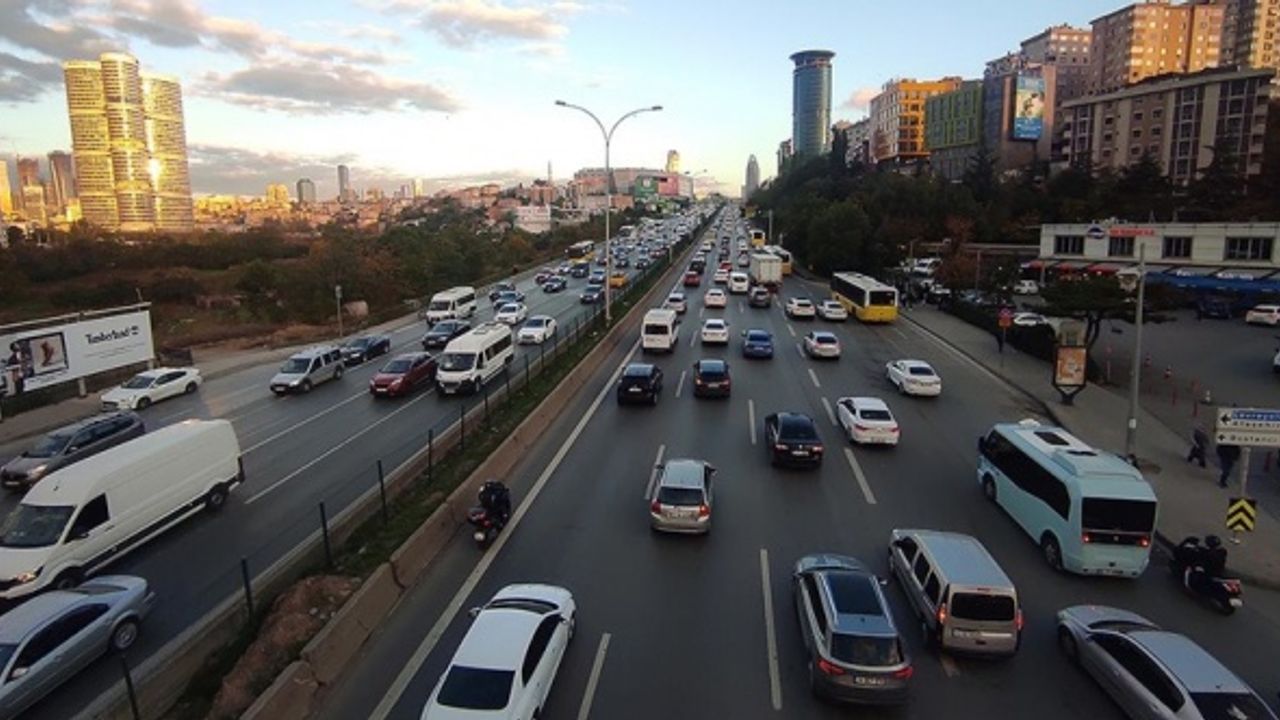 Makas atıp şerit değiştirenlere 35 milyon lira ceza