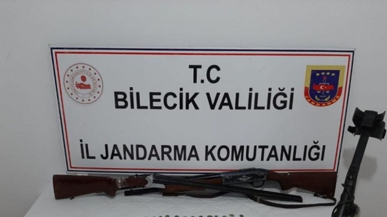 Bilecik'te evinde tarihi eser niteliğinde objeler bulunan zanlı gözaltına alındı