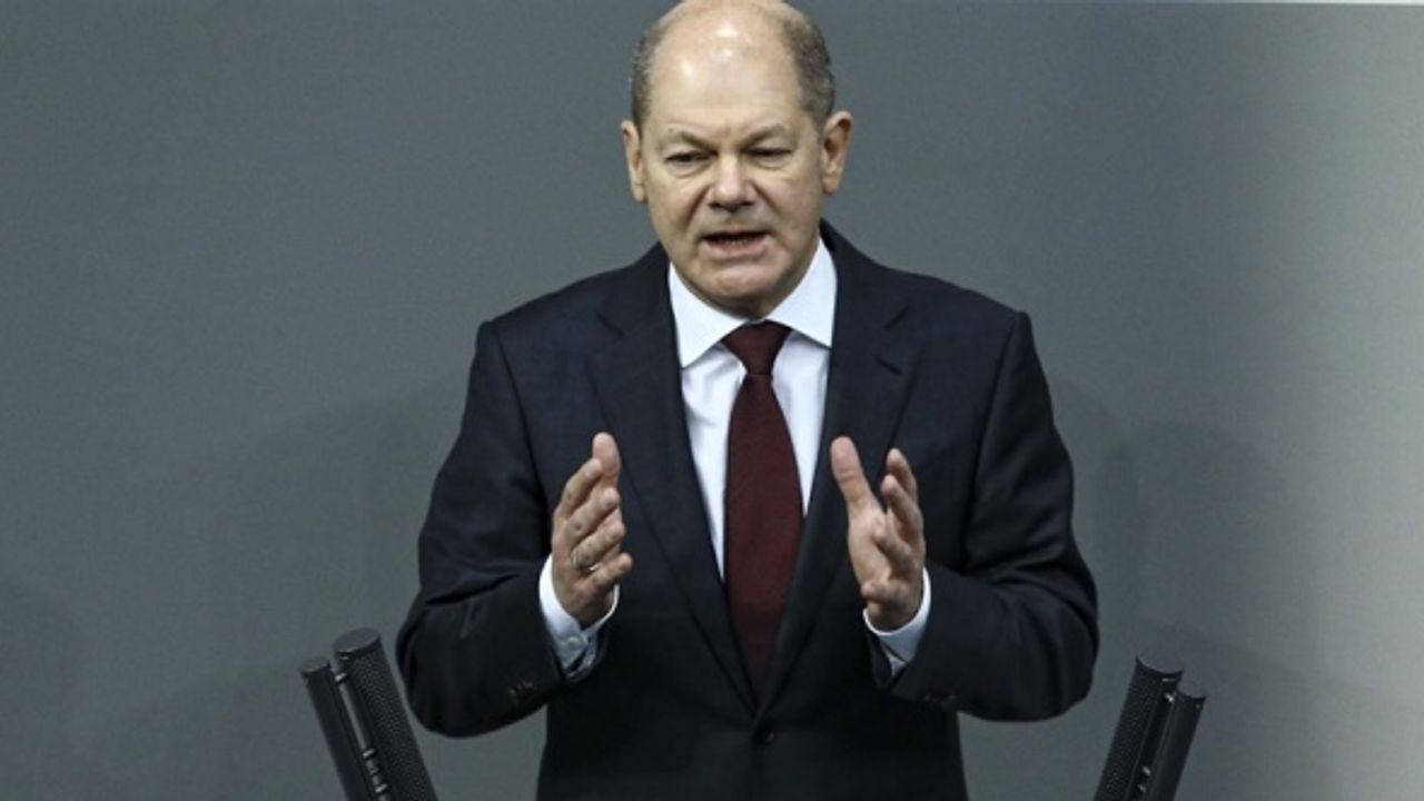 Olaf Scholz, resmen Almanya'nın yeni Başbakanı oldu