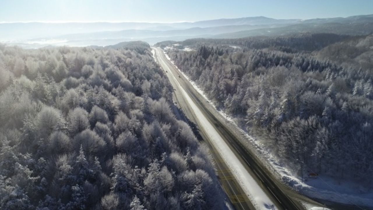 Bolu Dağı'nda kar manzarası dronla görüntülendi