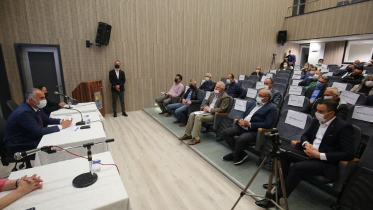 Karamülsel Belediyesi'nden çok konuşulacak karar: Aşı olmayana ruhsat yok!