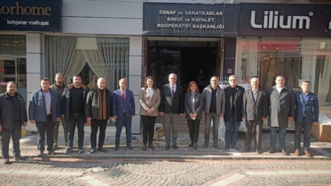 Milletvekili Aksal'dan, Şoförler ve Otomobilciler Odası Başkanı Şahin'e ziyaret