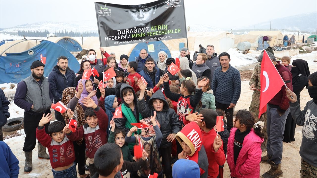 Sakarya'dan Afrin'deki savaş mağduru çocuklara kışlık kıyafet yardımı