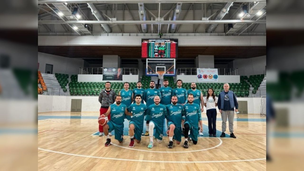 ÇESK Basketbol takımı ligi 3. Sırada tamamladı