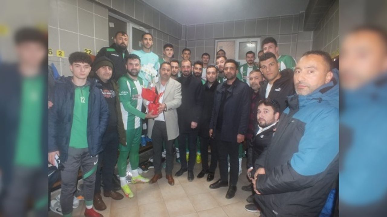DEVA Gebze, Beylikbağıspor'u kutladı