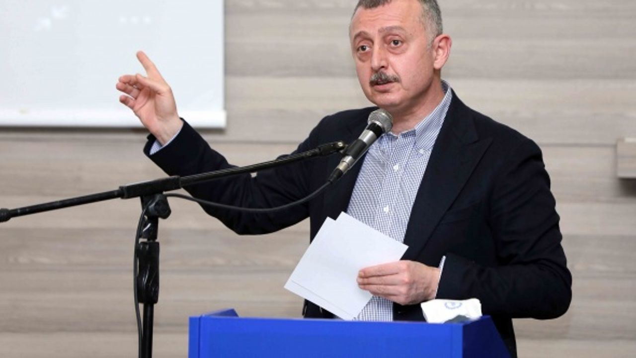 Tahir Büyükakın'dan o iddialara cevap