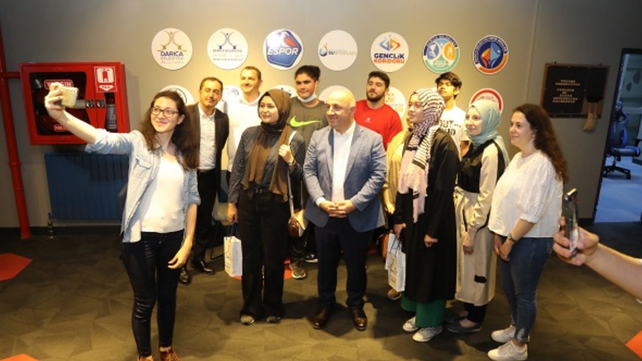 Darıca Belediyesi, 30 kişiyi Çanakkale’ye götürecek