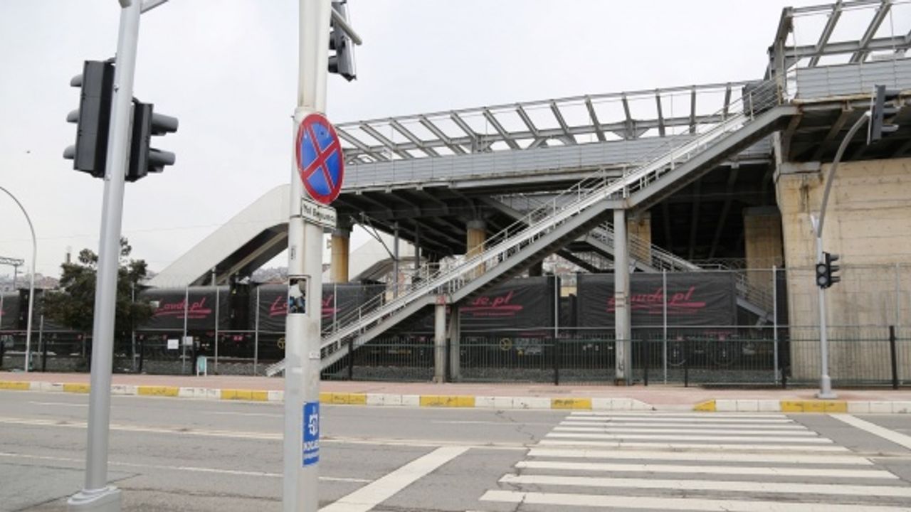 İzmit Tren Garı mevkiine sinyalizasyon kuruldu