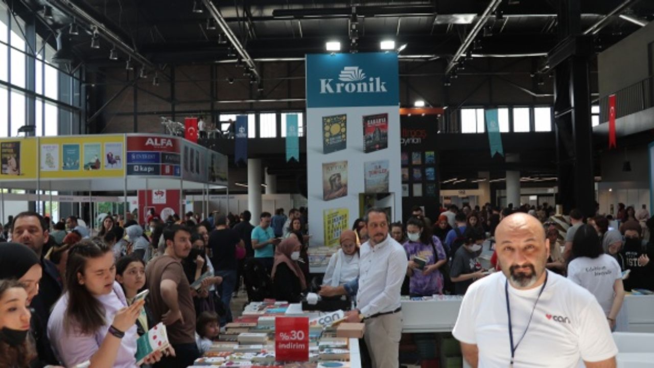 Kocaeli Kitap Fuarı yoğun ilgi gördü