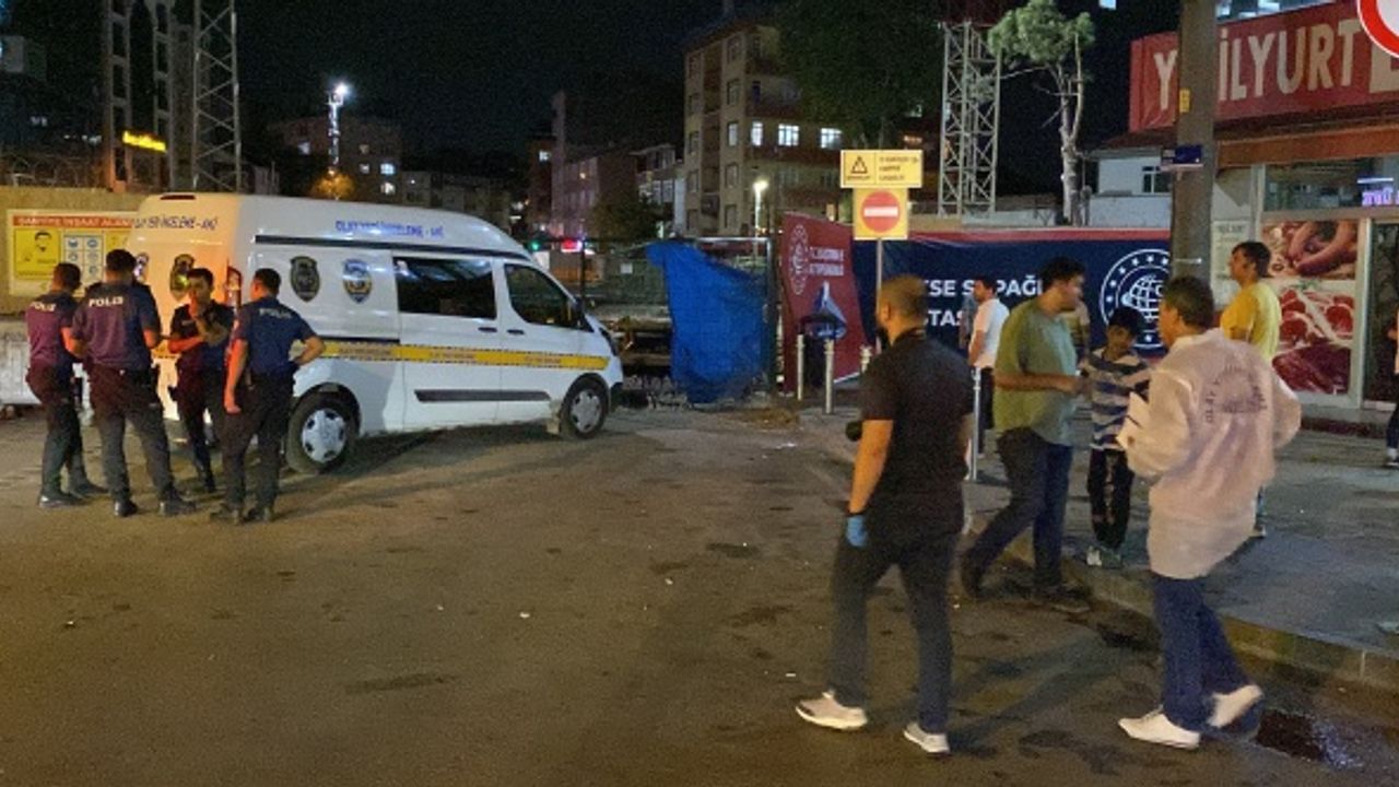 Silahlı kavga kanlı bitti: 2 yaralı