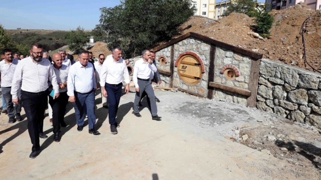 Başkan Büyükakın: "Bu parkın 22 bin metrekaresi sadece yeşil alan"
