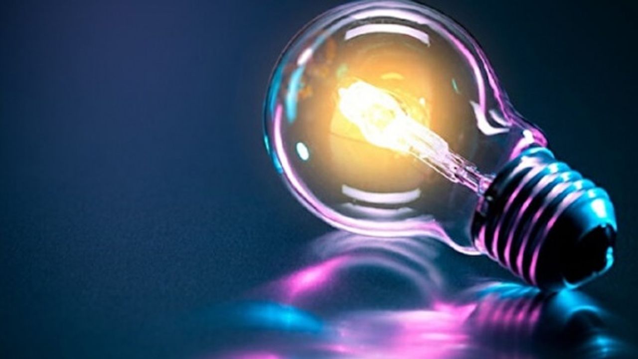Köşklü Çeşme sakinleri; “Elektrikli ev aletlerimizi kim koruyacak?”
