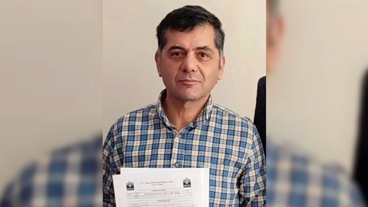 Okulların açılmasına 4 gün kala öğrencilerini yasa boğdu