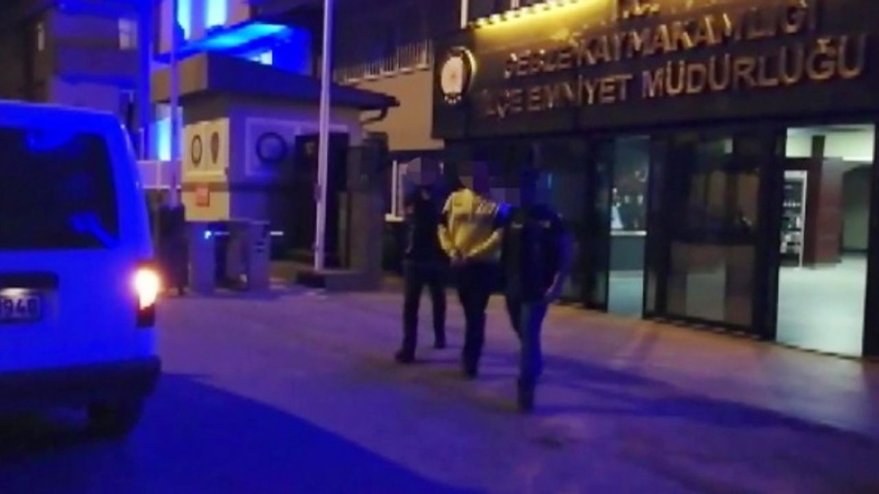 Tartıştığı kişiyi bıçaklayarak öldüren şahıs tutuklandı