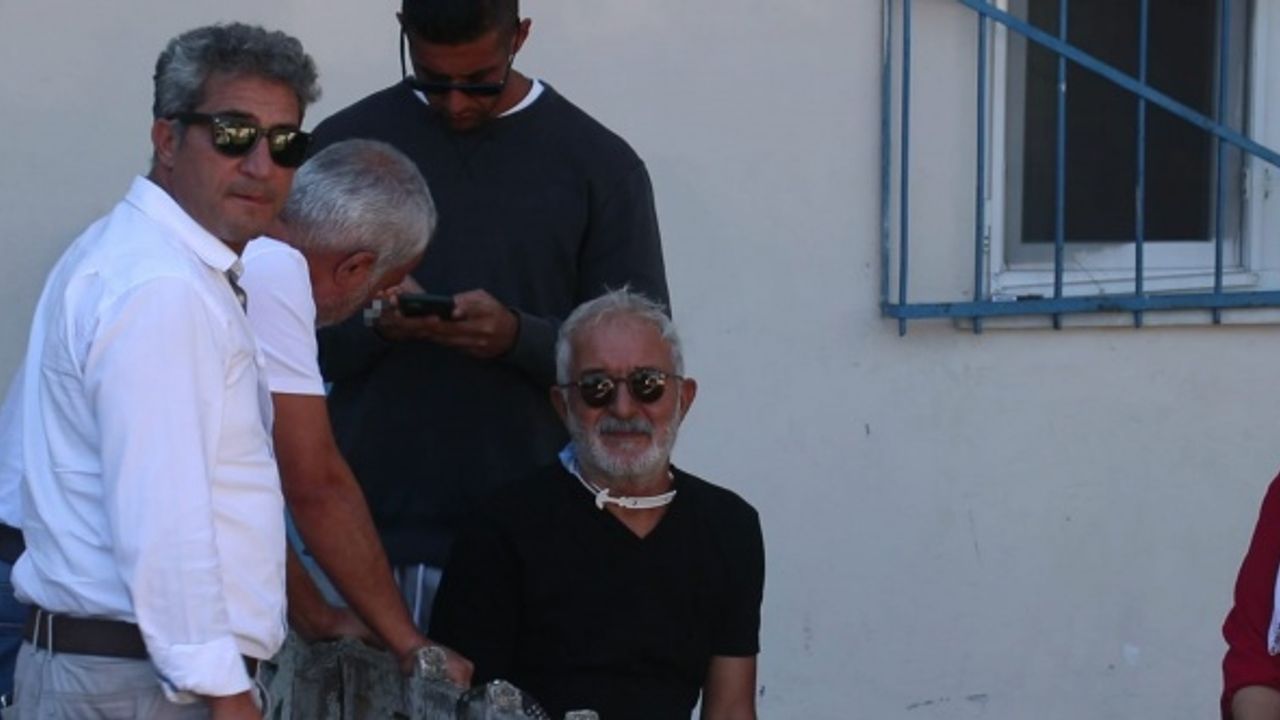 Ünlü oyuncunun annesi evinin bahçesinde ipe asılı halde ölü bulundu