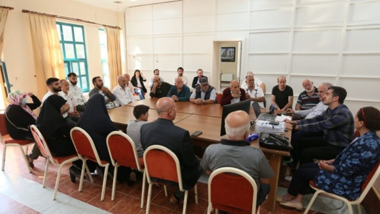 Deniz Mahallesi'nde kentsel dönüşüm toplantısı