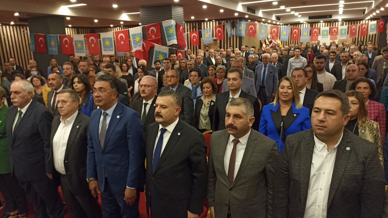 İYİ Parti Gebze'de Burak Uluköylü ile yola devam ediyor