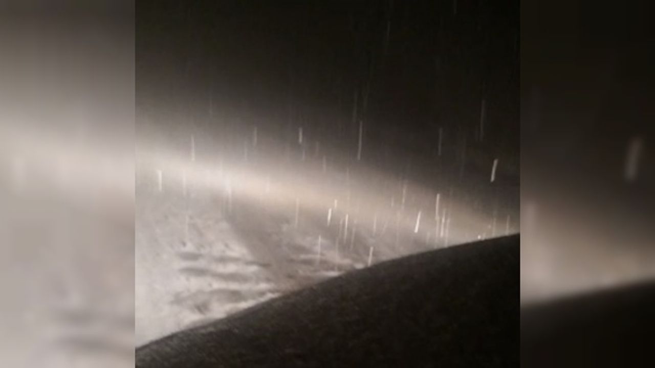 Kartepe'ye mevsimin ilk karı düştü