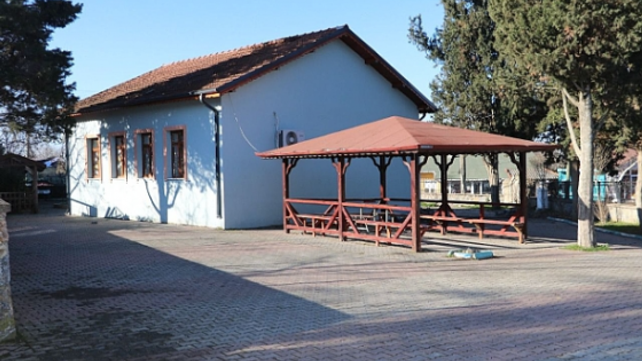 Dilovası'nda iki okul köy yaşam alanı!