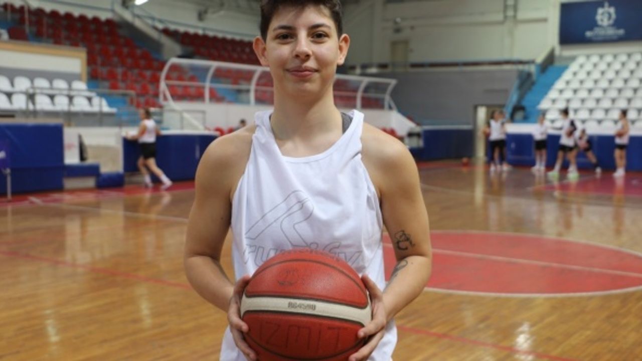 İzmit Belediyespor, Hatay'dan Eda Şahin’i kadrosuna kattı